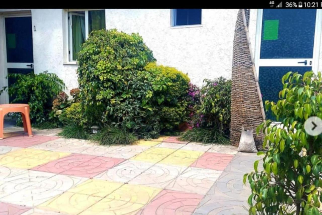 Wib Guesthouse Addis Ababa Exterior foto